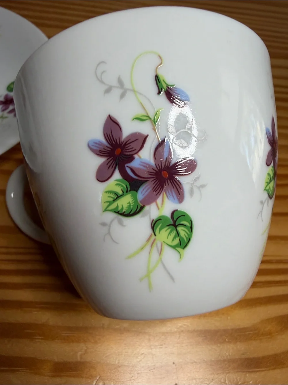 Vintage St-Andrews Pottery Canada Violet Teacup Saucer Set New Brunswick
